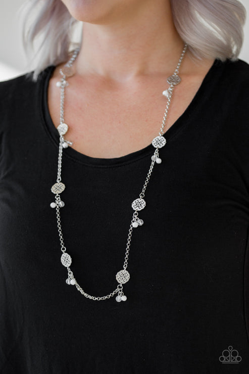 Paparazzi Color Boost - White Necklace