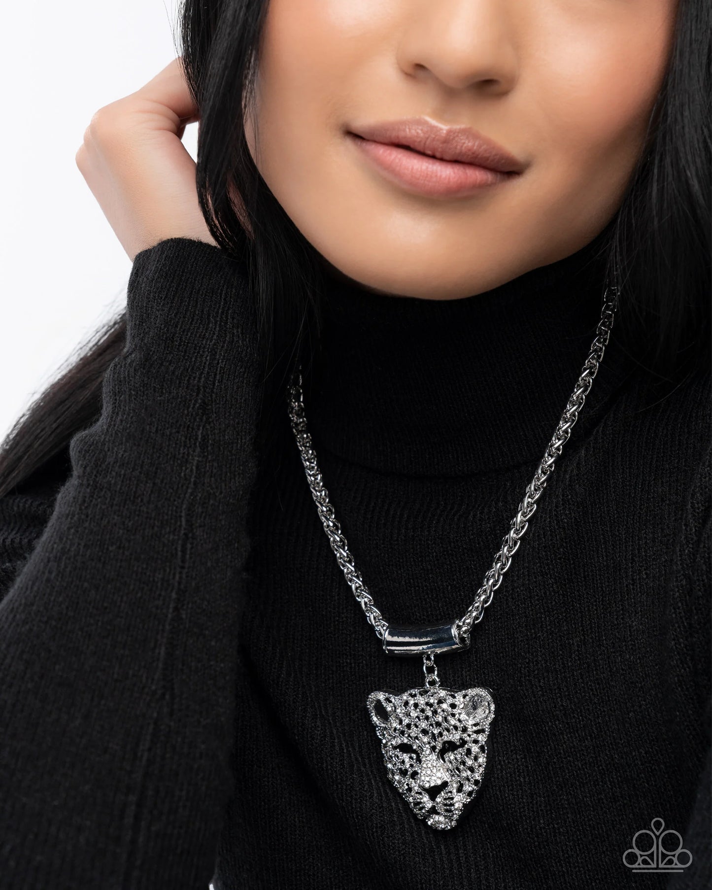 Paparazzi Leopard Luminescence Black Necklace