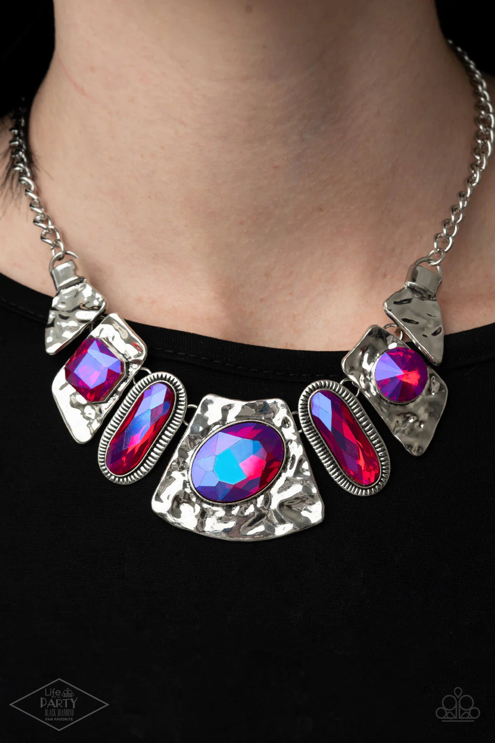 Paparazzi Futuristic Fashionista - Pink Necklace