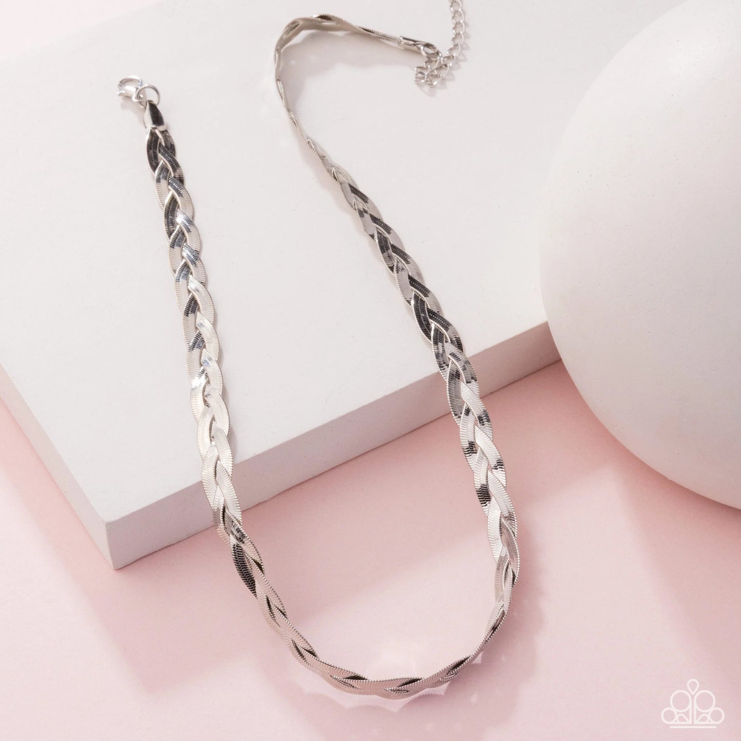 Paparazzi ♥ Bewildering Braid - Silver ♥ Necklace