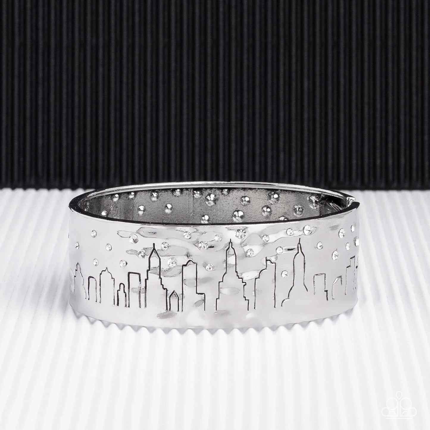 Starry Skyscrapers - white - Paparazzi bracelet