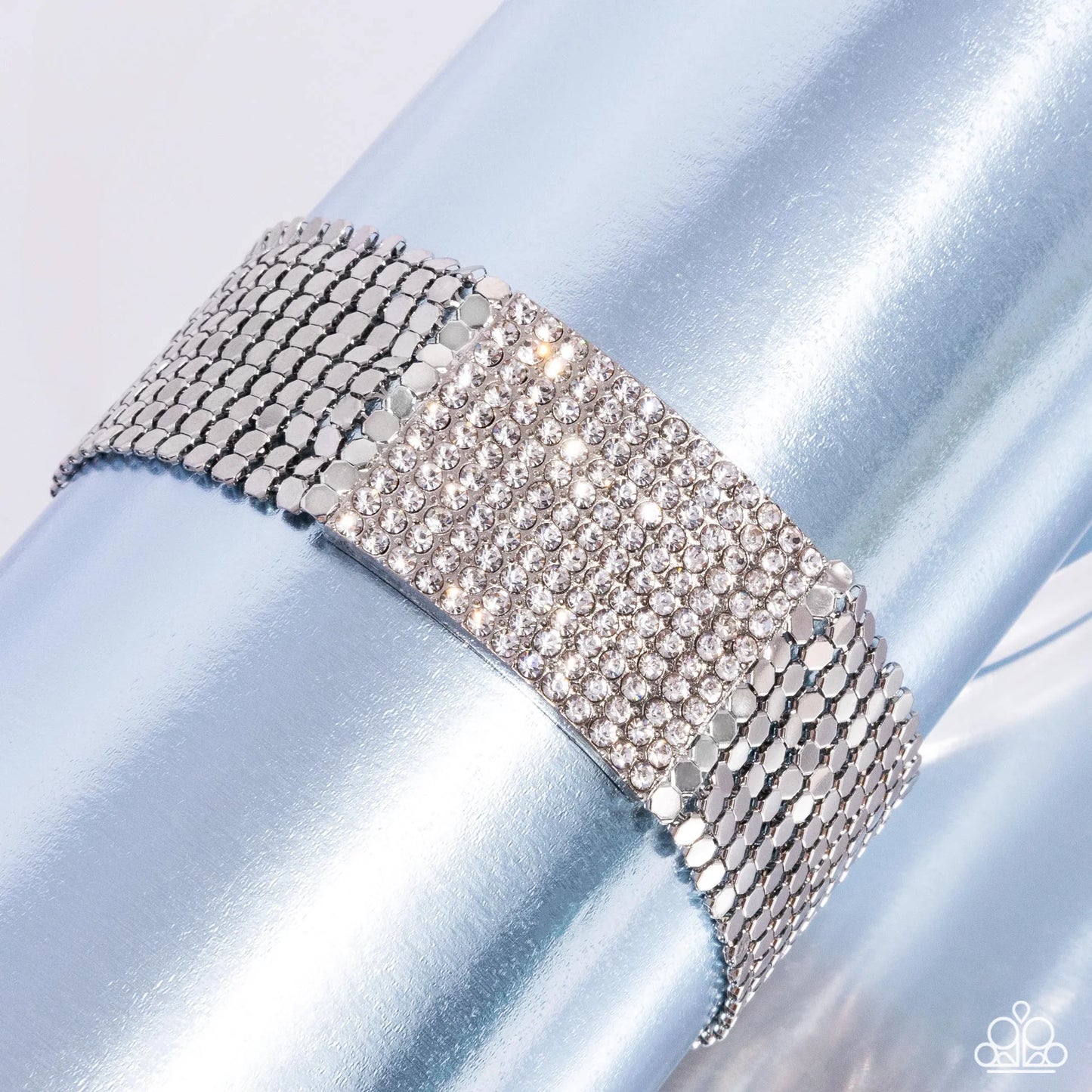 Disco Dame - white - Paparazzi bracelet