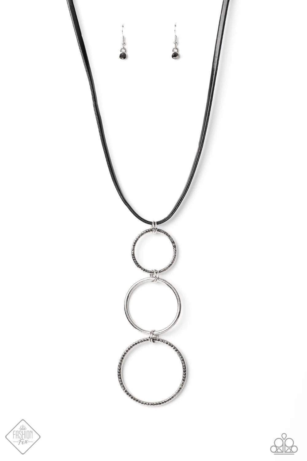 Paparazzi Necklace ~ Curvy Couture - Silver