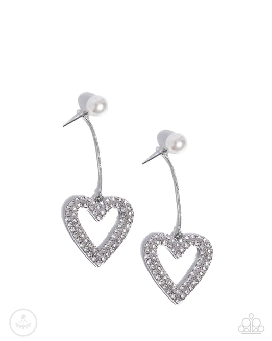 Paparazzi Valentines Vision Post Earrings