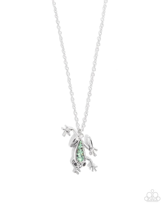 Paparazzi Flashy Tree Frog - Green Necklace