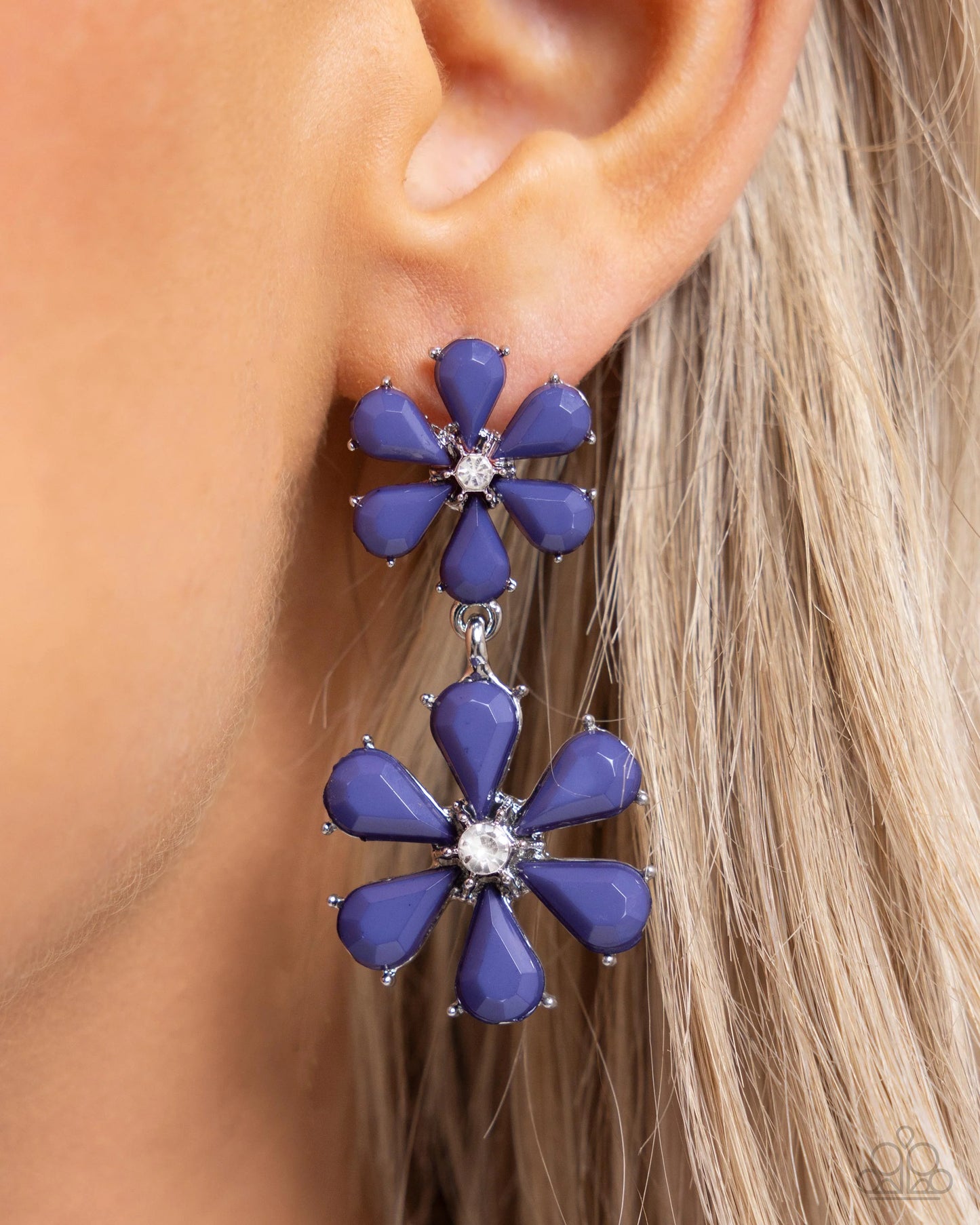 Paparazzi A Blast of Blossoms - Blue Post Earrings