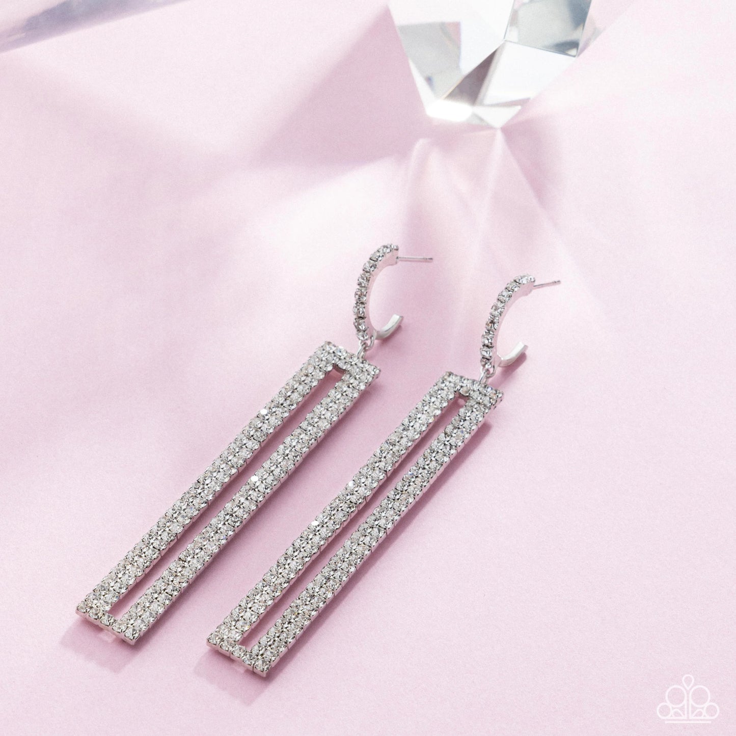 Elongated Ease - white - Paparazzi earrings