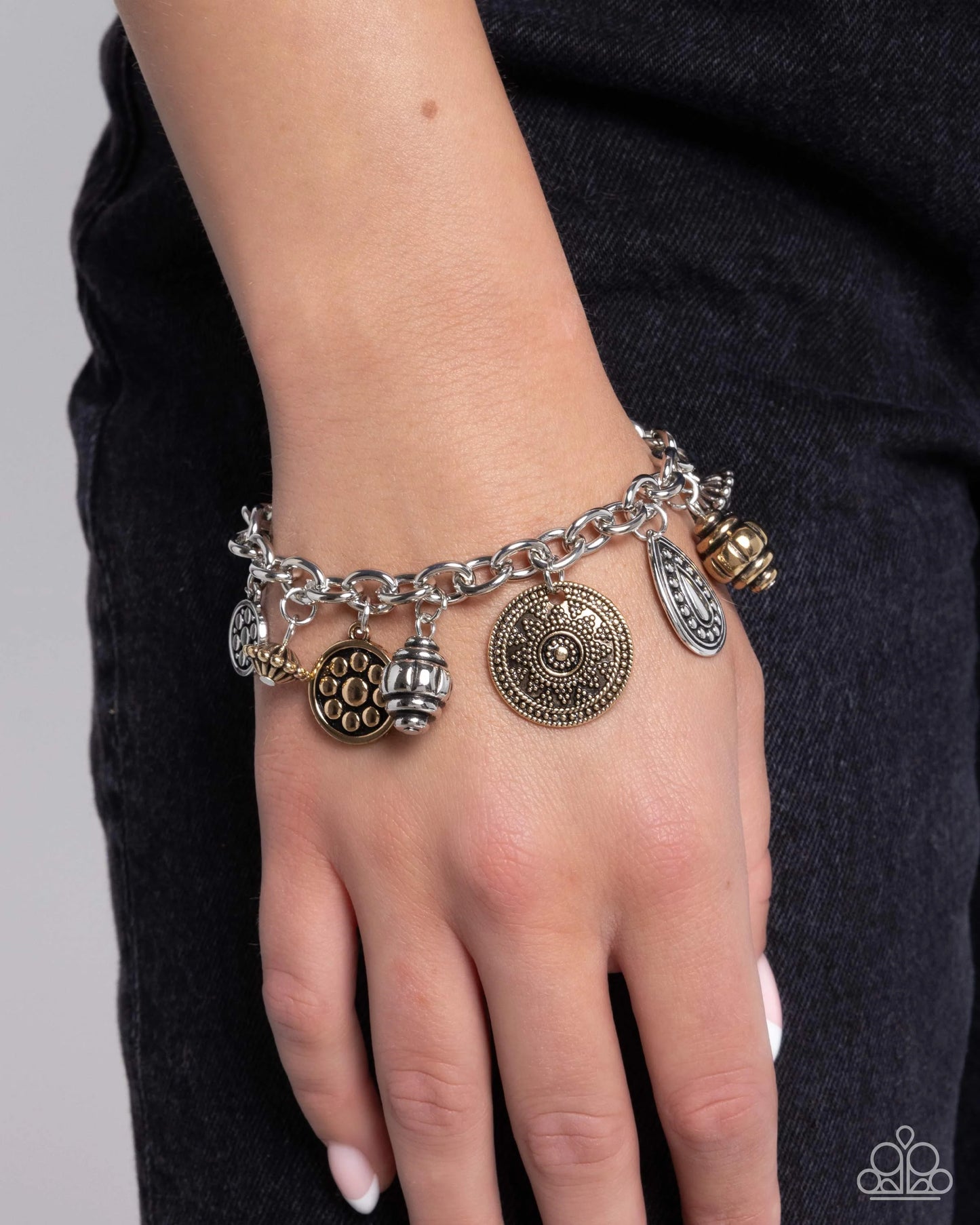 Paparazzi Embellished Estate - Multi Bracelet