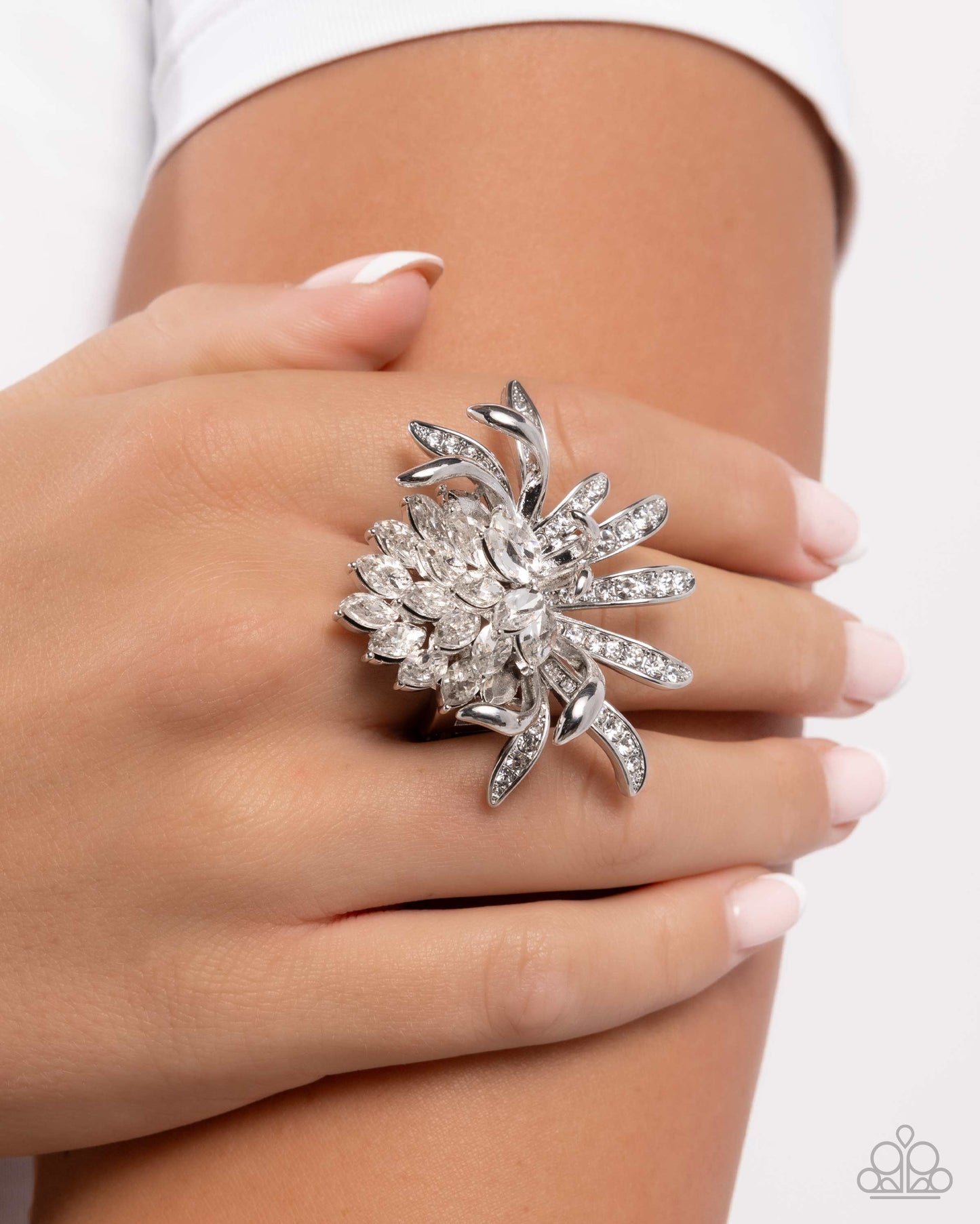 Paparazzi Lotus Legacy - White Ring