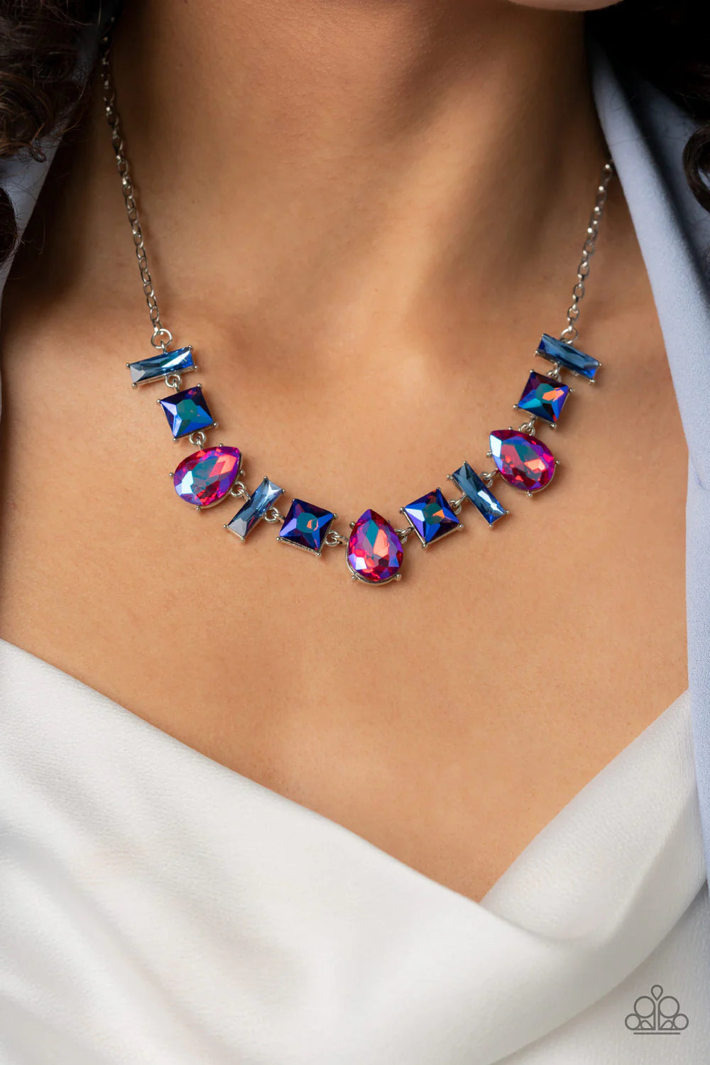 PAPARAZZI "INTERSTELLAR ICE" PINK EXCLUSIVE NECKLACE
