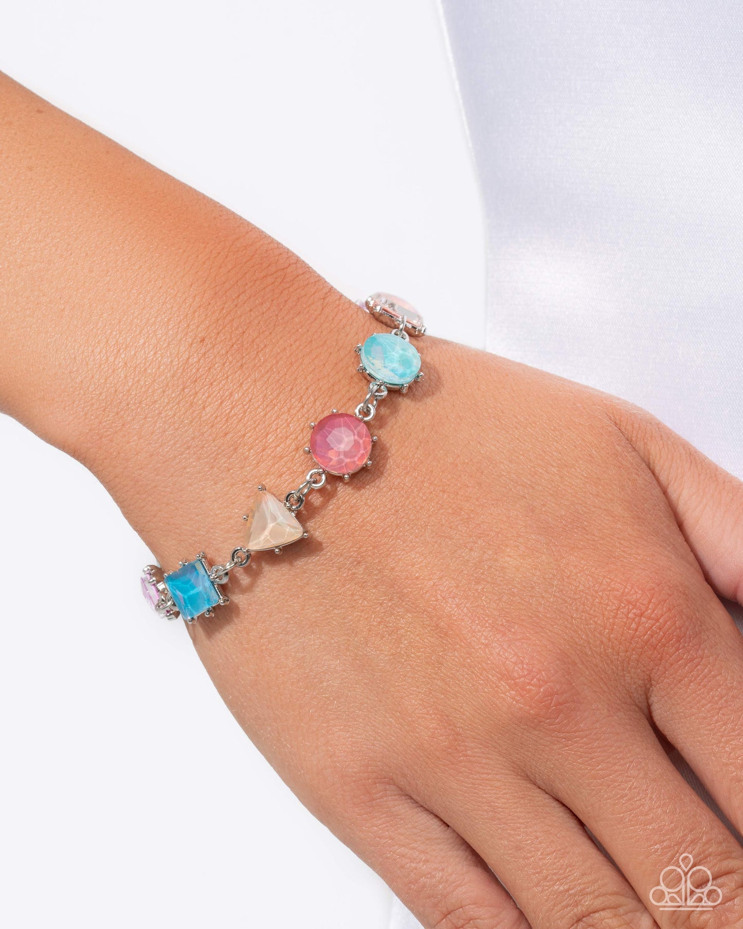 Paparazzi Royal Arrangement - Multi - July 2025 Life of the Party Exclusive Bracelet