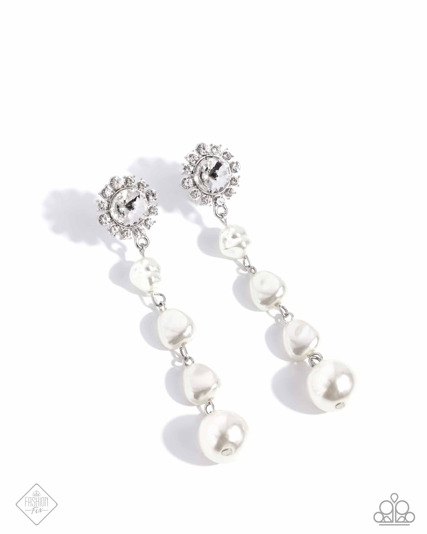Paparazzi Modish Motif White Post Earrings