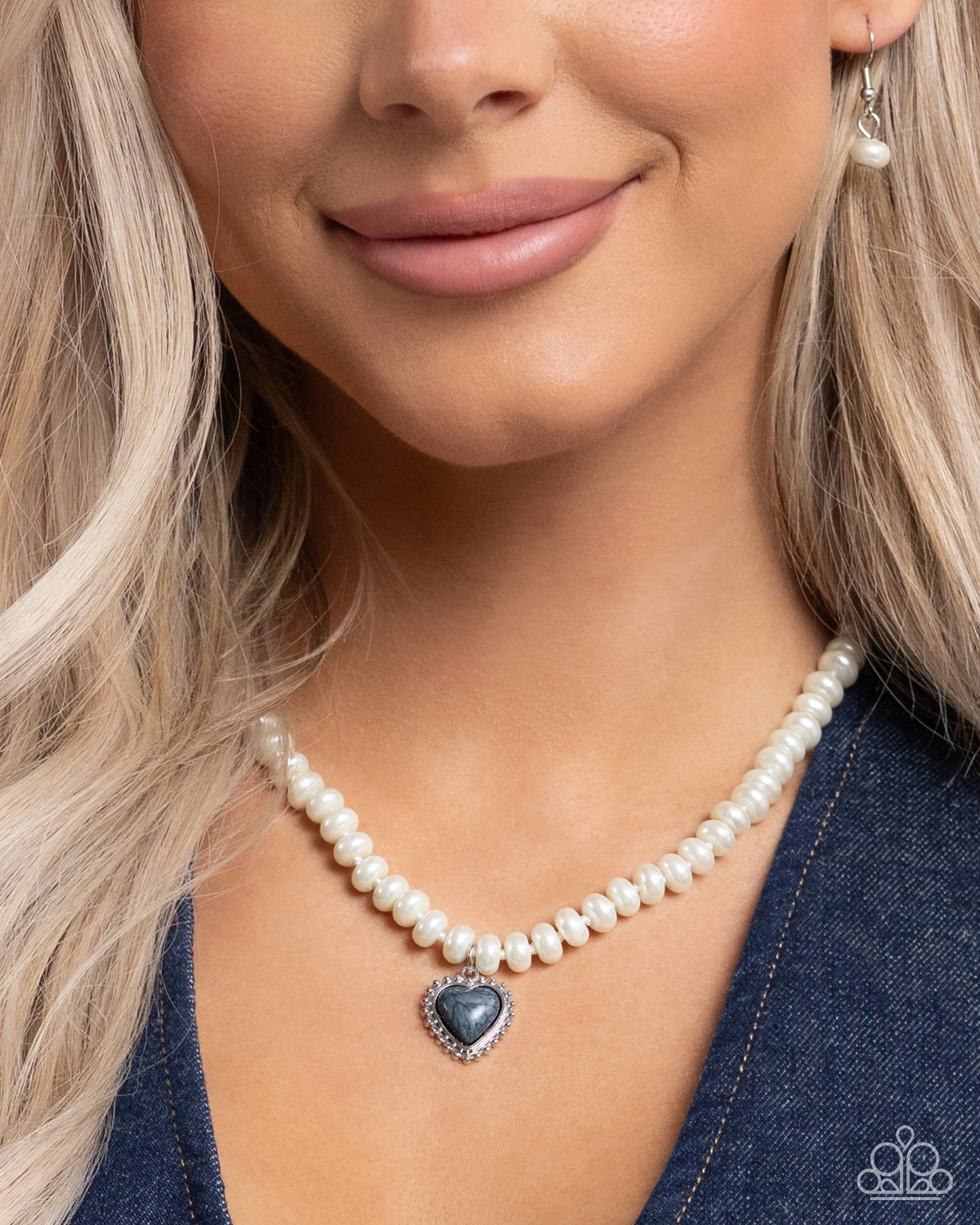 Paparazzi Modest Malibu - Silver Necklace/Paparazzi Heart-struck Haven - Silver Bracelet