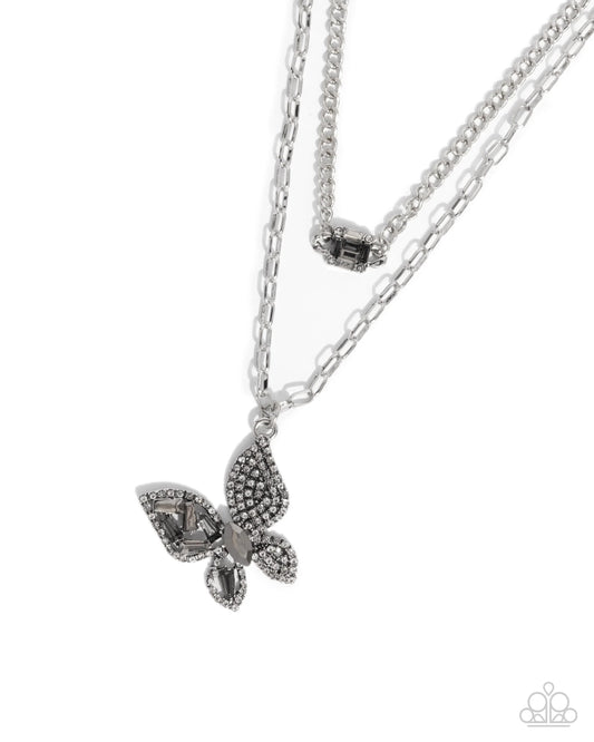 Paparazzi Hovering Headline - Silver Necklace