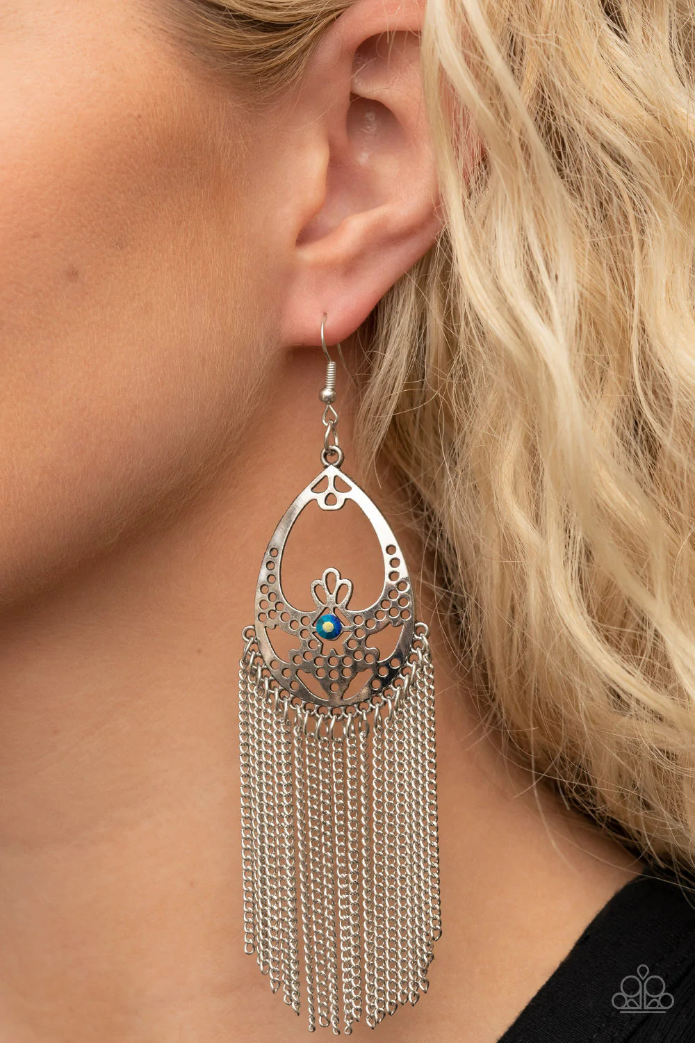 PAPARAZZI "CASTLE COTTAGE" BLUE EARRINGS