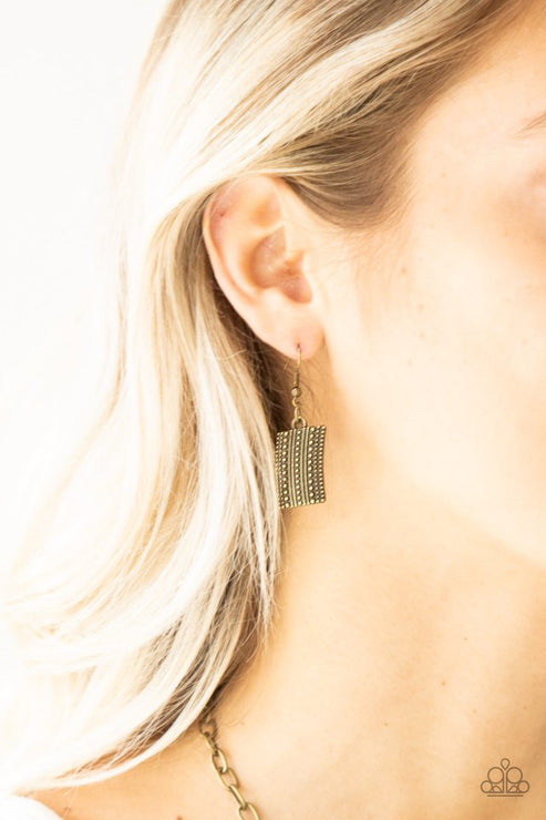 Paparazzi  Fiercely Pharaoh - Brass  Necklace