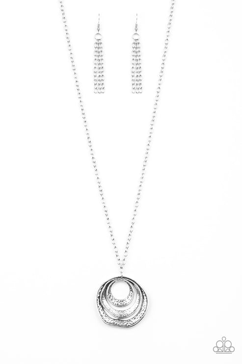 Paparazzi  Breaking Pattern - Silver  Necklace