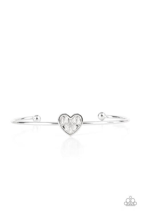 Paparazzi  Heart of Ice - White  Bracelet