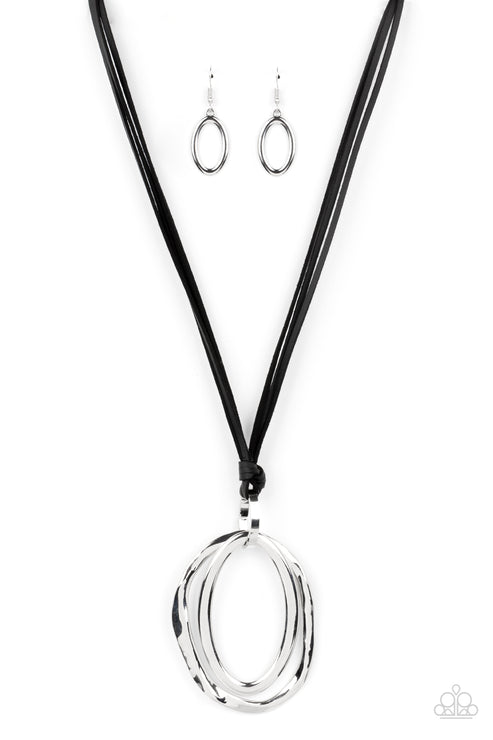 Paparazzi  Long OVAL-due - Black  Necklace