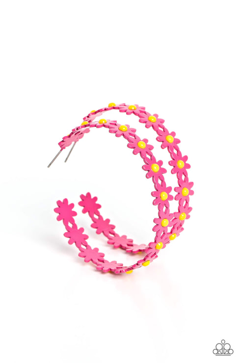 Paparazzi  Daisy Disposition - Pink  Earrings