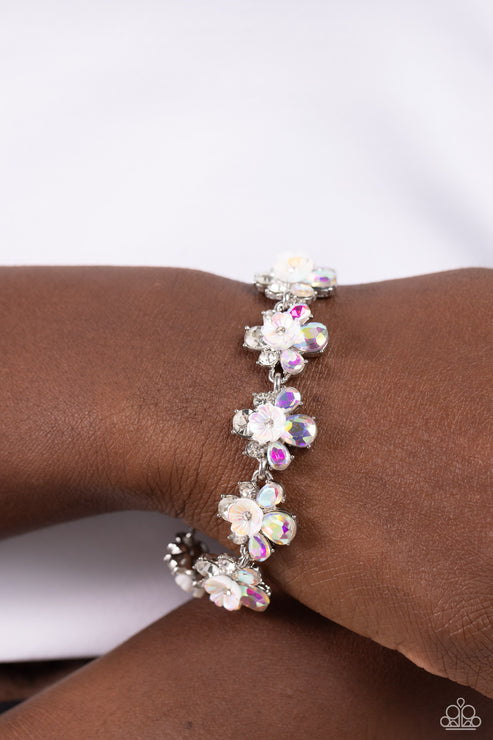 Paparazzi  Floral Frenzy - White  Bracelet