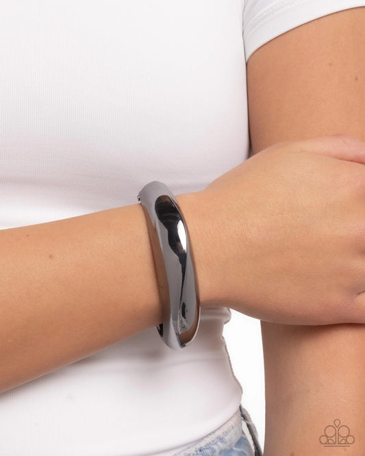 Paparazzi Sleek Sojourn - Black Bracelet