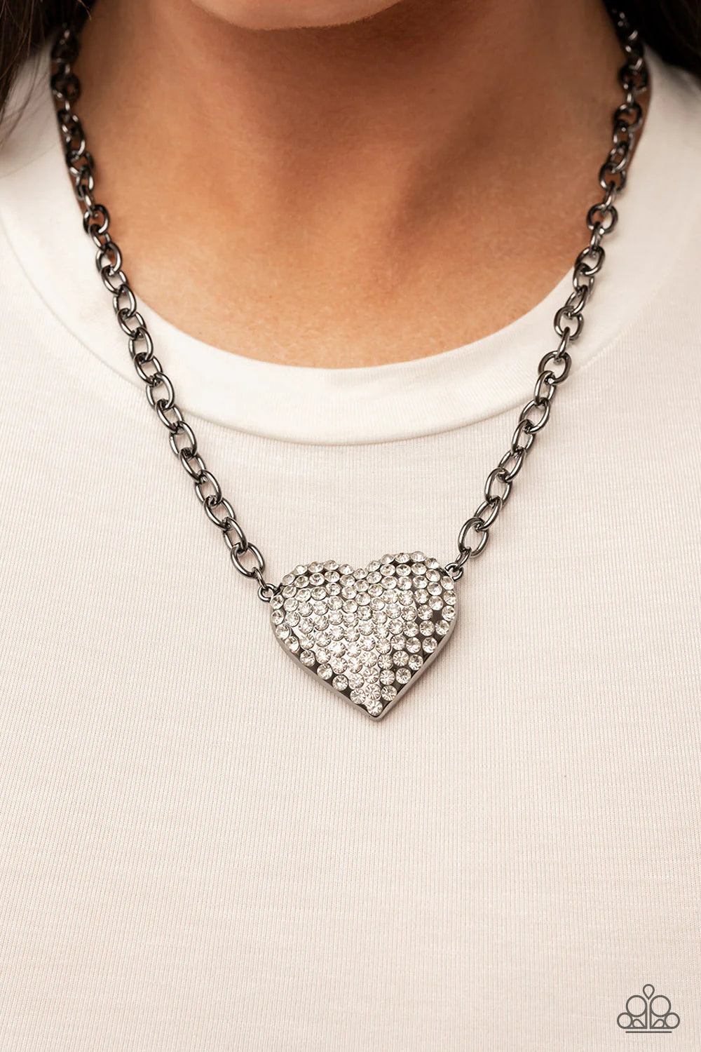 Paparazzi Heartbreakingly Blingy - Black Necklace