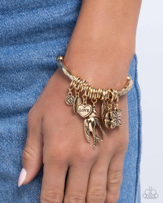 Paparazzi ♥ Wild and Scenic - Gold ♥ Bracelet