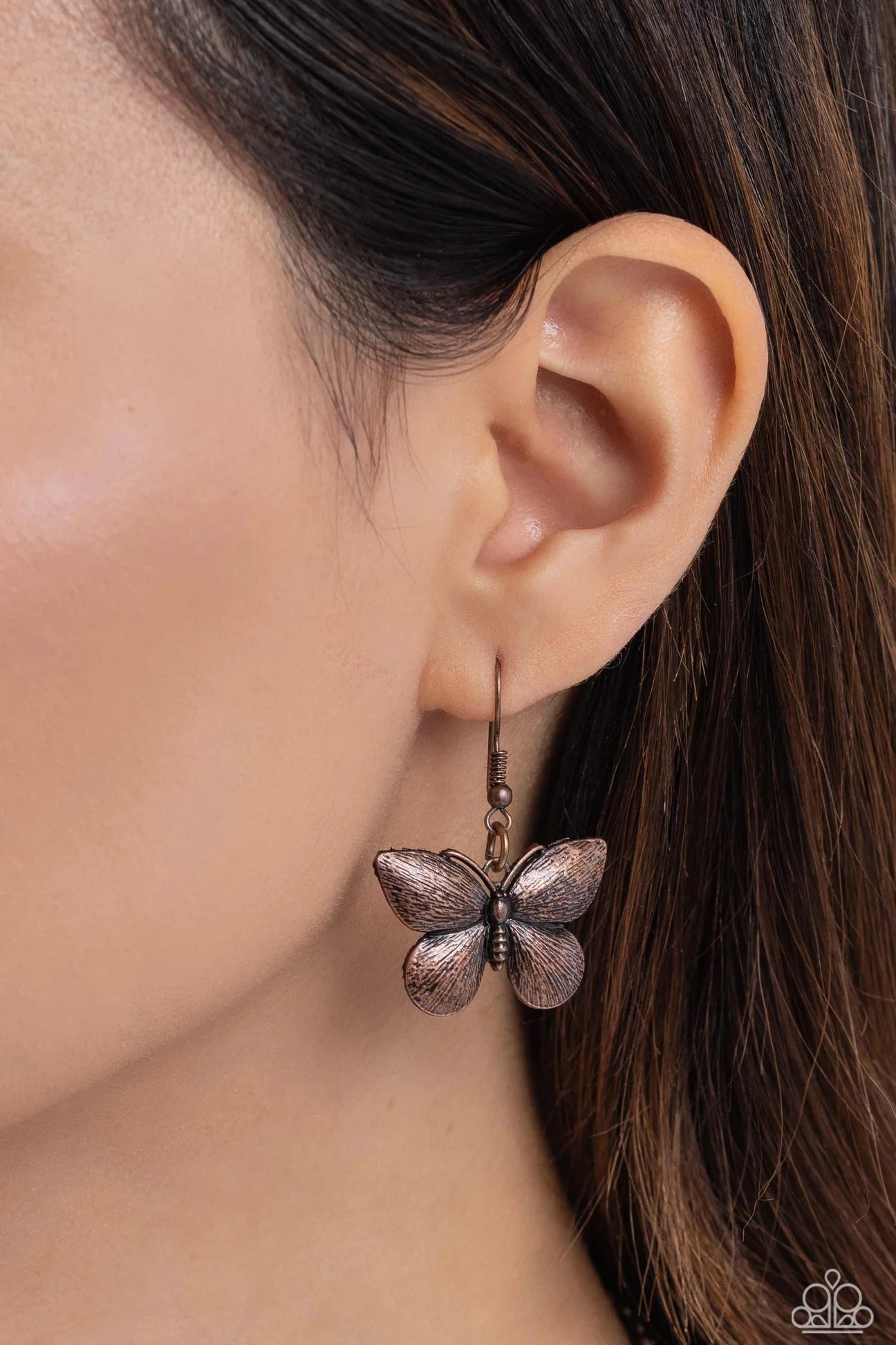 PAPARAZZI "DRAWN TO THE WIND" COPPER NECKLACE