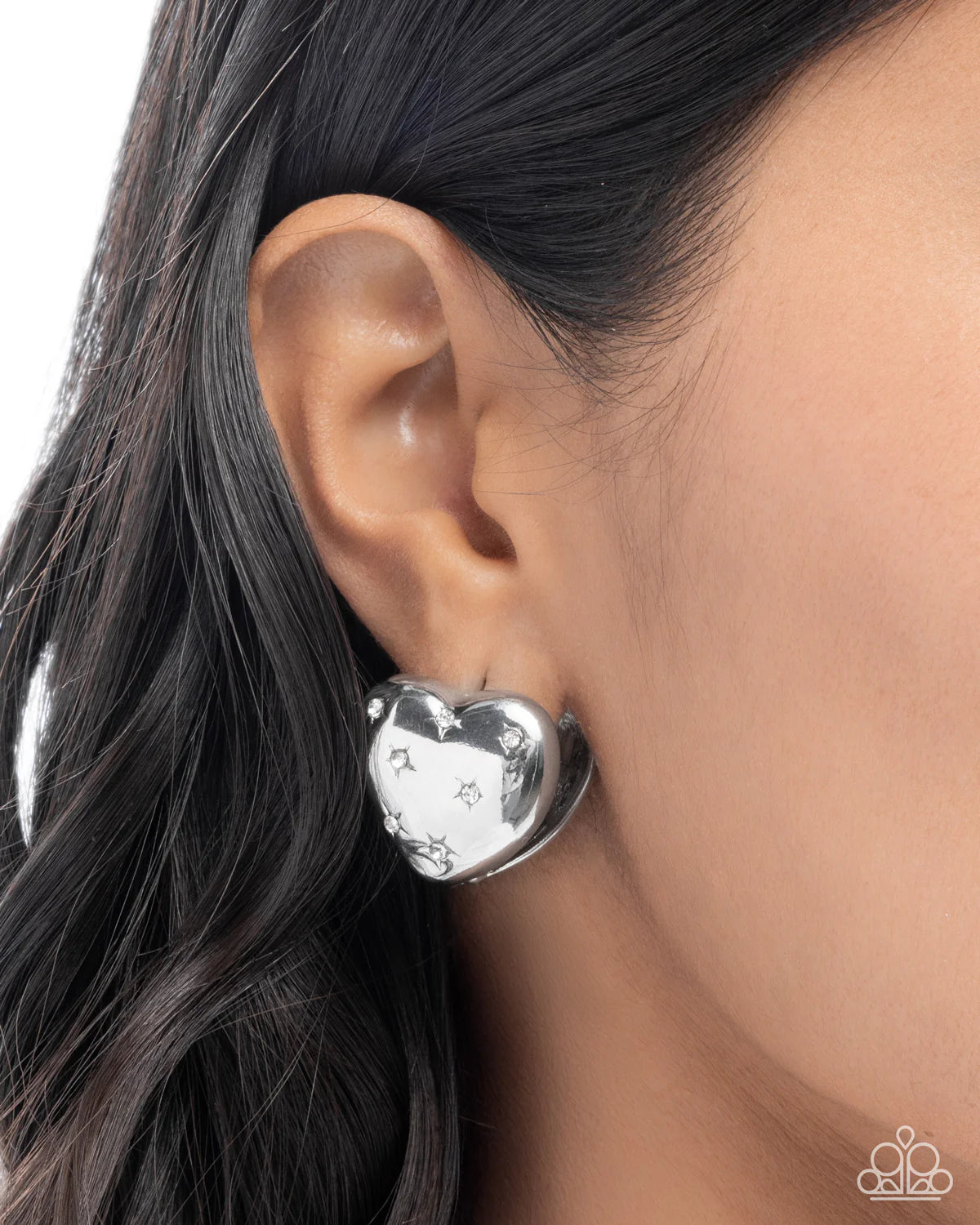 Paparazzi Sweetheart Stars - White Earrings