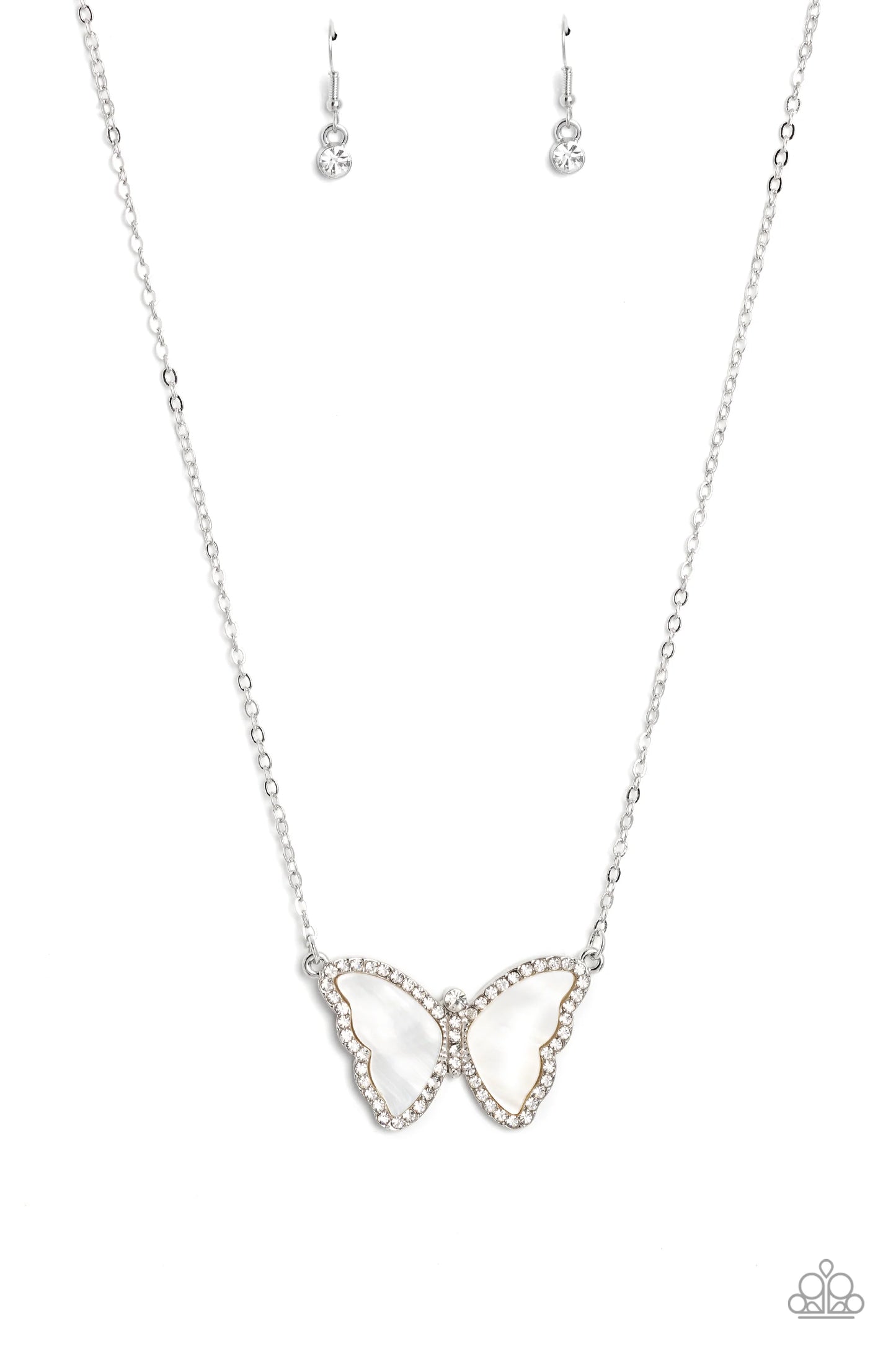 Paparazzi SHELL-bound - White Necklace