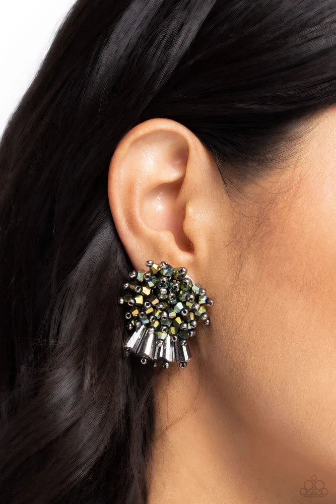 Paparazzi ♥ Streamlined Sass - Silver ♥ Post Earrings