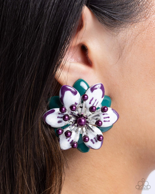 Paparazzi ♥ Dimensional Dowry - Earrings ♥ Post Earrings
