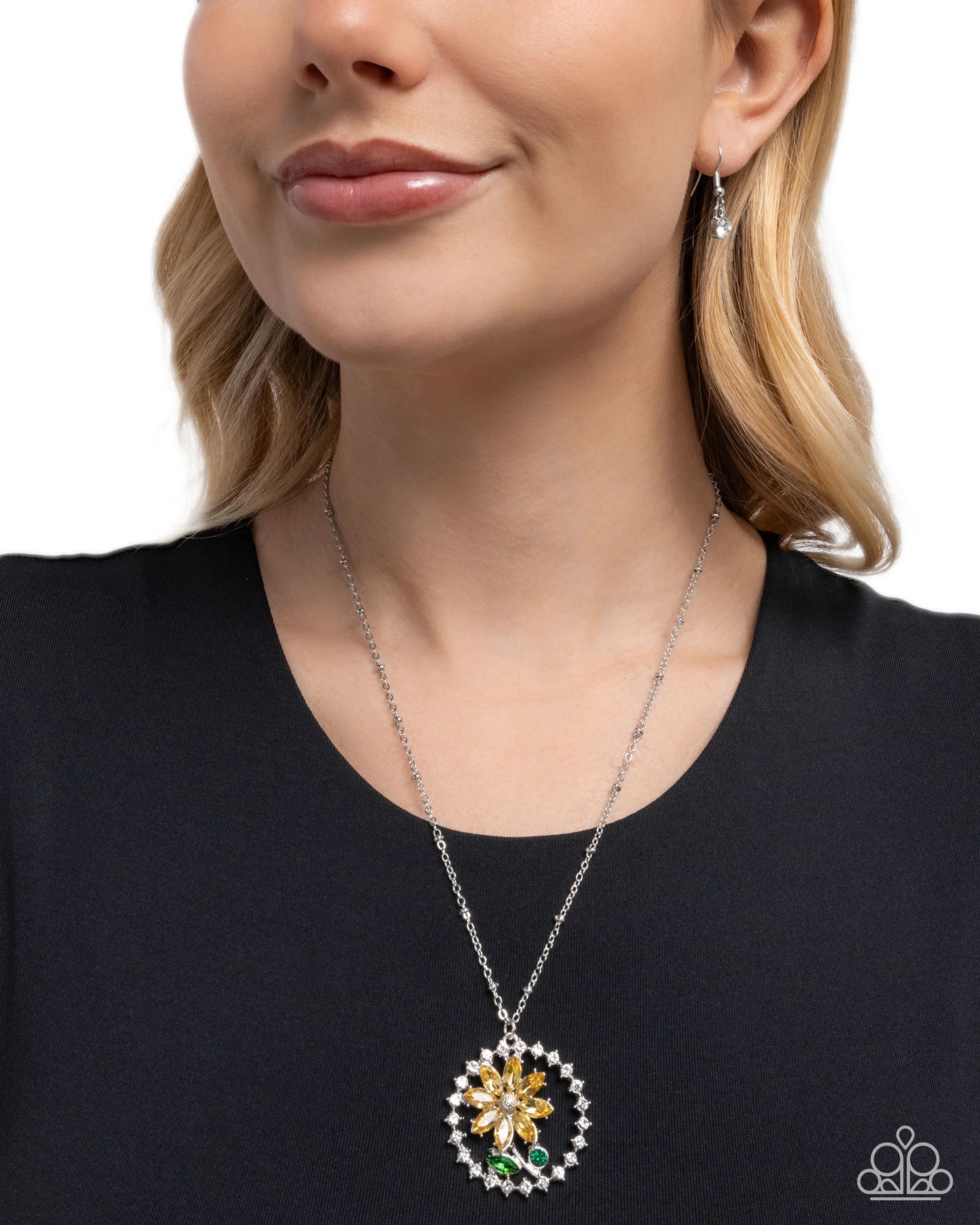 Paparazzi ♥ Framing Florals - Yellow ♥ Necklace