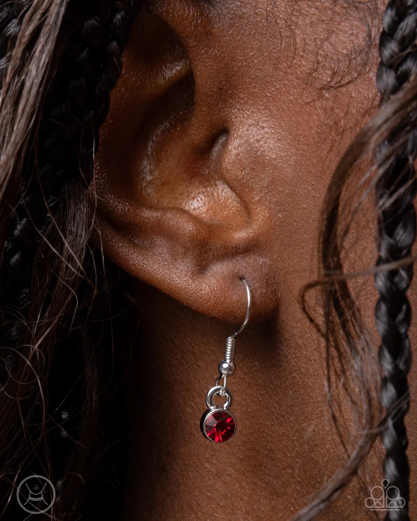 Choker Necklace: "Terrific Trio - Red"
Bracelet: "Thrilling Trio - Red"