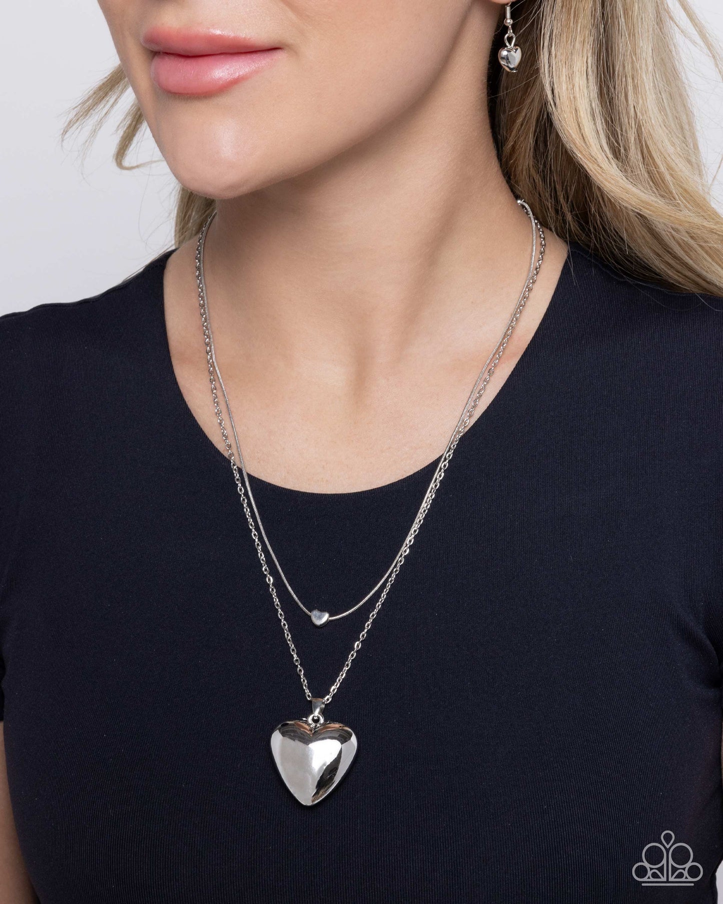 Paparazzi ♥ Halting Hearts ♥ Silver Necklace
