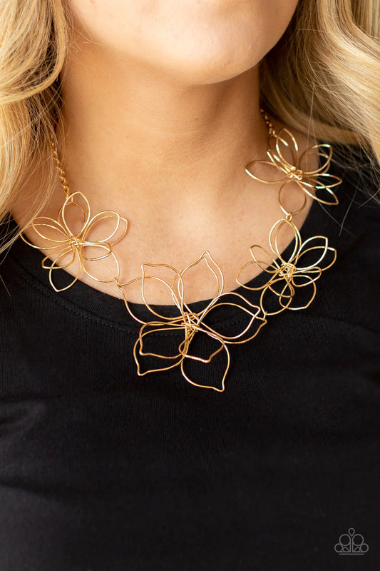 PAPARAZZI "FLOWER GARDEN FASHIONISTA" GOLD NECKLACE