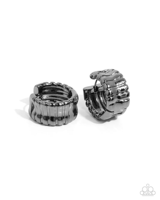 Paparazzi Seamless Sass Black Earrings