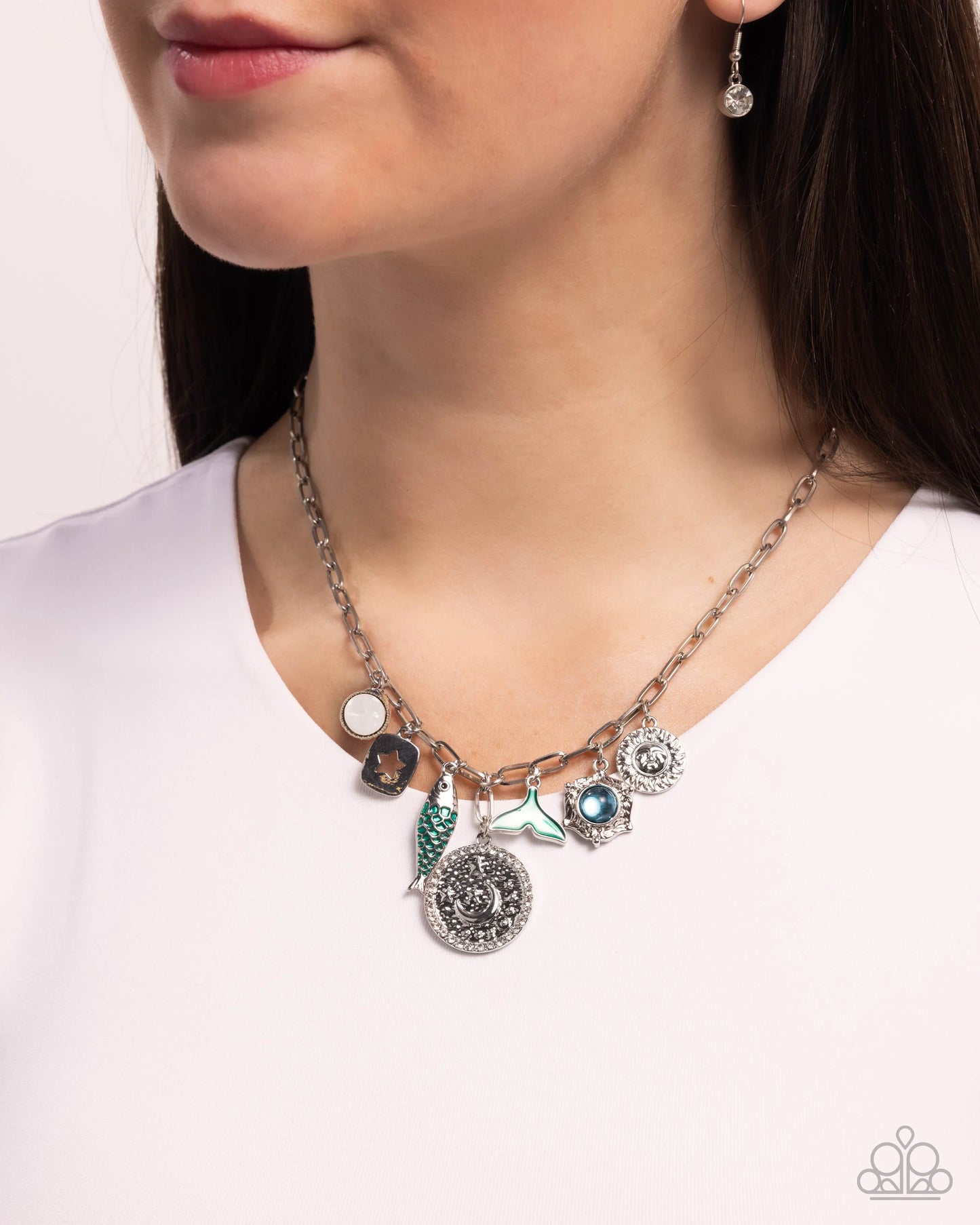 Paparazzi Mismatched Mystery - Green Necklace