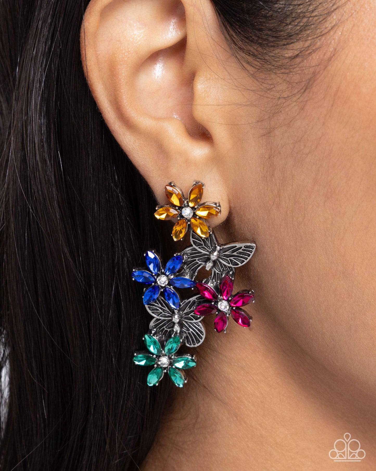 Paparazzi ♥ Aerial Award - Earrings ♥ Post Earrings