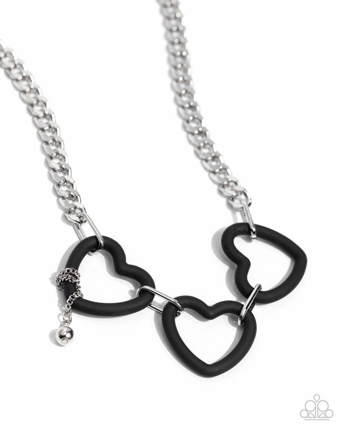 Paparazzi ♥ Heart Homage - Black ♥ Necklace