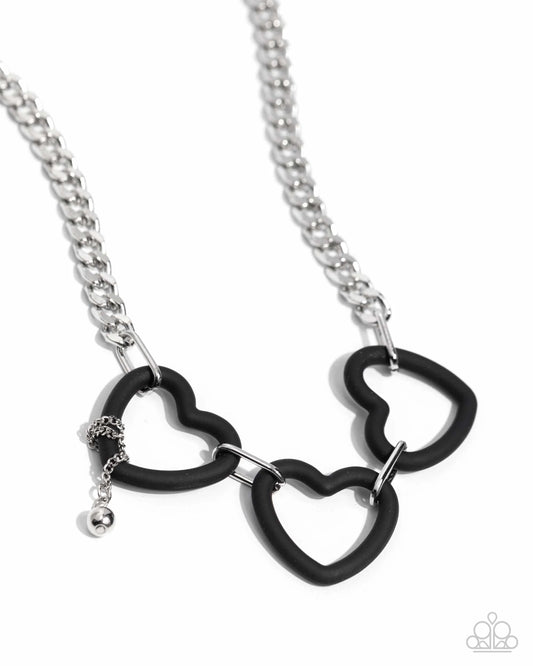 Paparazzi ♥ Heart Homage - Black ♥ Necklace