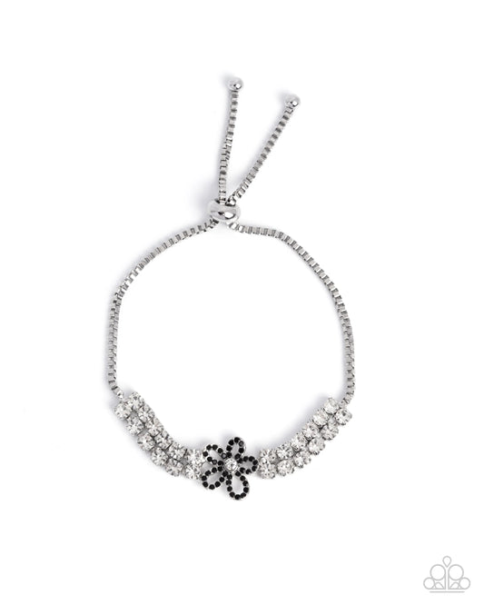 Paparazzi ♥ Blooming Breakthrough - Black ♥ Bracelet