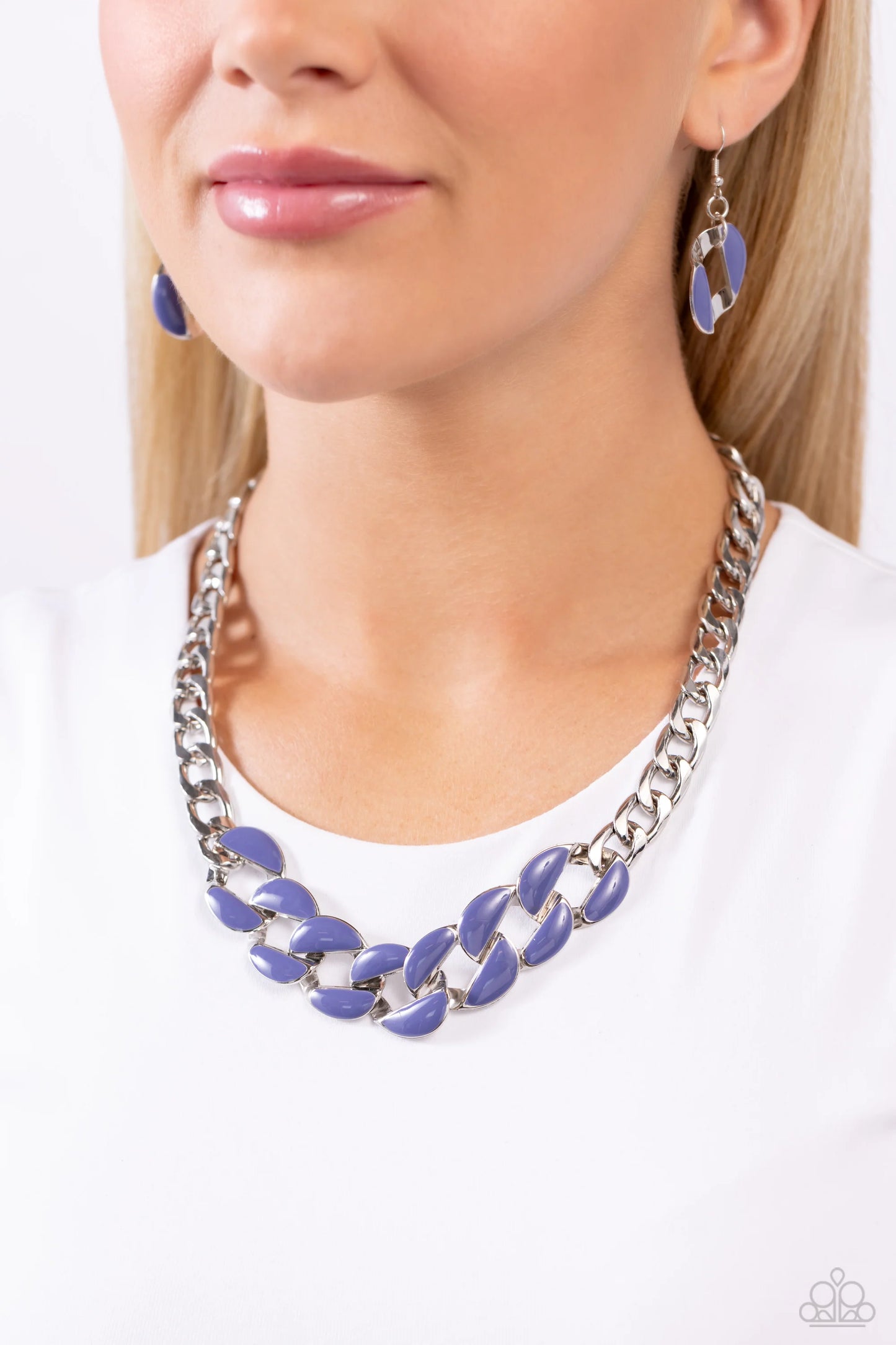 Paparazzi ♥ CURB Craze - Blue ♥ Necklace