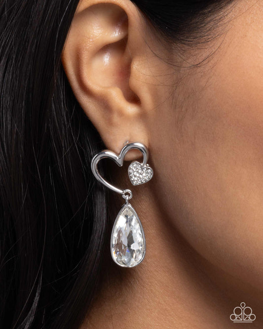 Paparazzi ♥ Coupling Up - White ♥ Post Earrings
