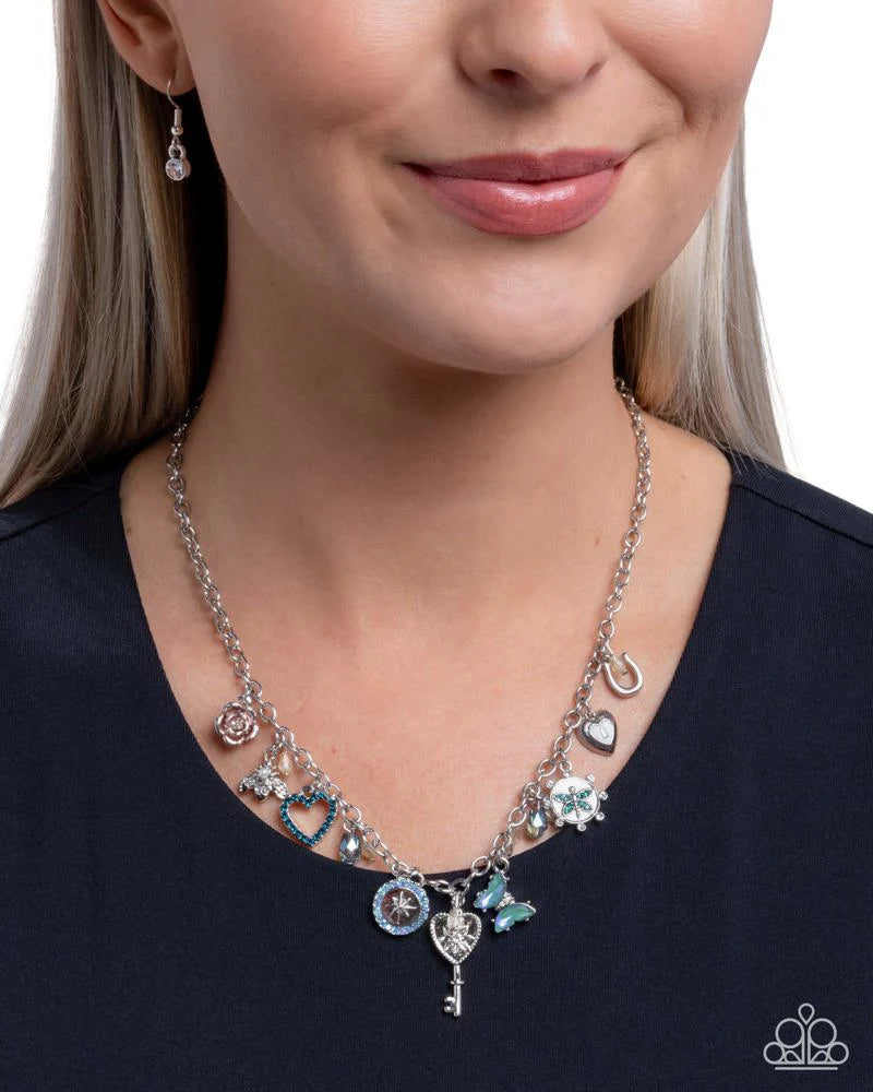 Paparazzi ♥ Charming Century - Green ♥ Necklace