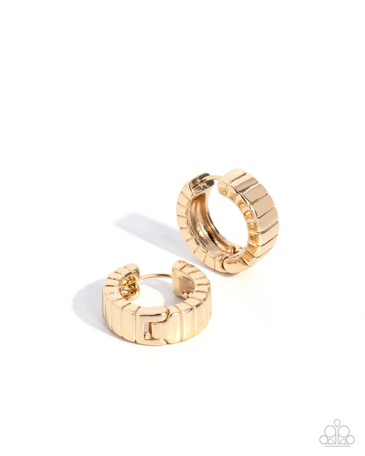 Paparazzi BOLD Up! - Gold Earrings