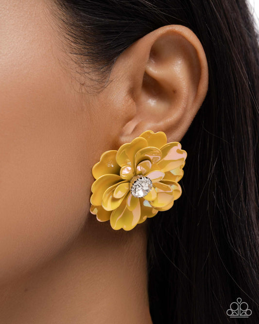 Paparazzi Growth Rate - Yellow Post Earrings
