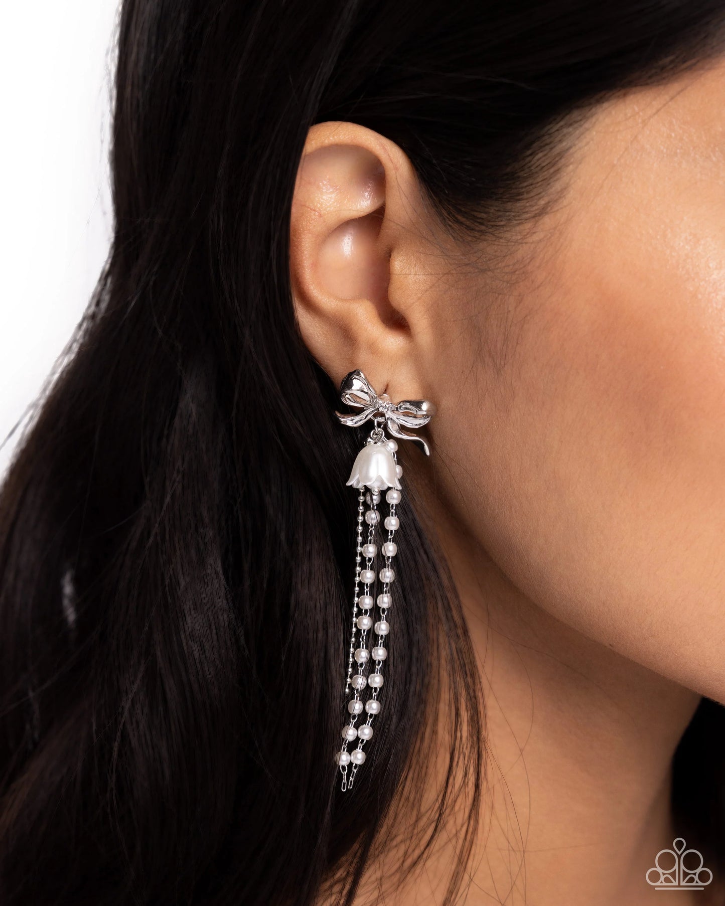 Paparazzi Garden Gain - White Post Earrings