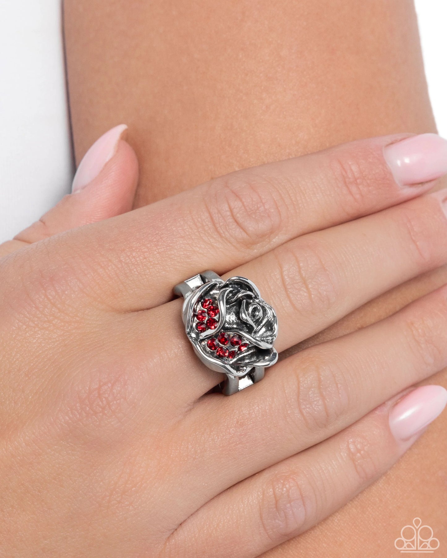 Paparazzi Rose Ranking - Red Ring